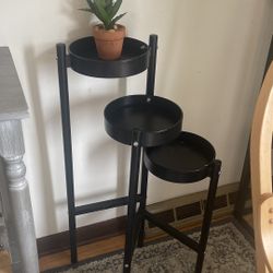 Metal Plant Holder With Stuff  Stand 