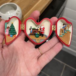 1990 Hallmark Keepsake "HEART OF CHRISTMAS" #1 in Heart of Christmas Series
