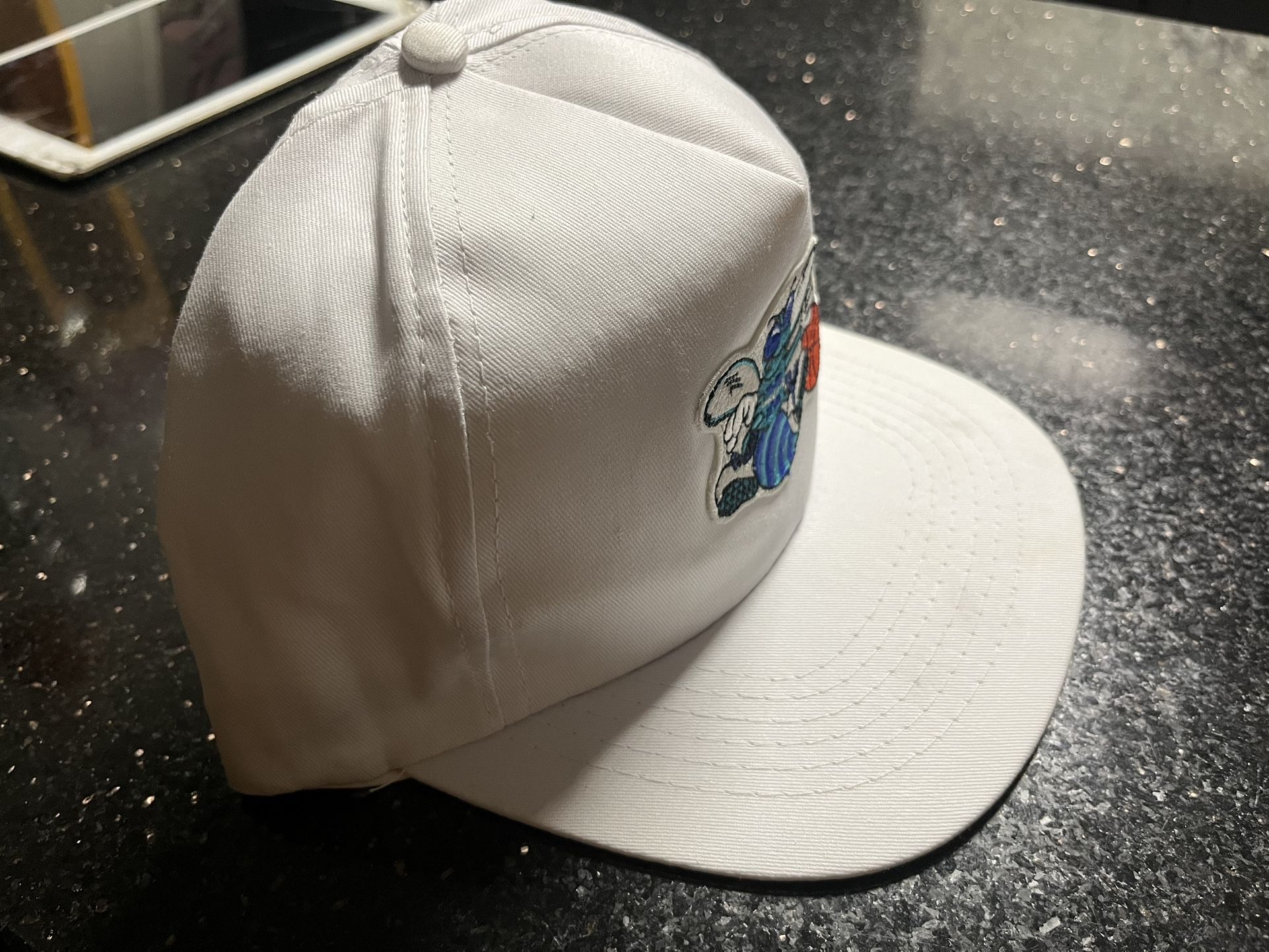 Vintage 90's Snapback Trucker Rope Charlotte Hornets White Embroidered  Hat