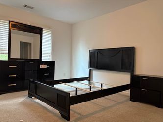 🔥 Brand new black solid wooden queen size bedroom set | Bedframe | Dresser | Mirror | Nightstand • Pay After Delivery 🚚