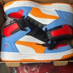 Puma / Muti Color Sneakers/Great For Back To School