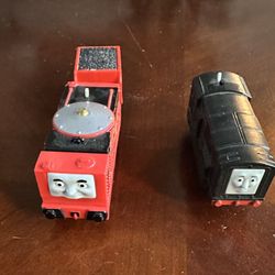 🚂 Thomas the Train motorized engines: Diesel and Glenn - No batteries to test so probably non working motorized 