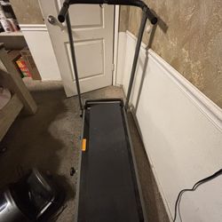  Treadmill 