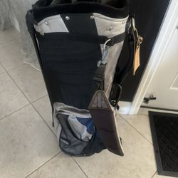 Ogio golf stand bag with rain cover , club dividers