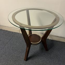2x End Tables