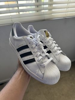 Adidas White/black Superstar - Men’s Size 9.5us