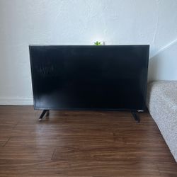 24 Inch Smart TV 