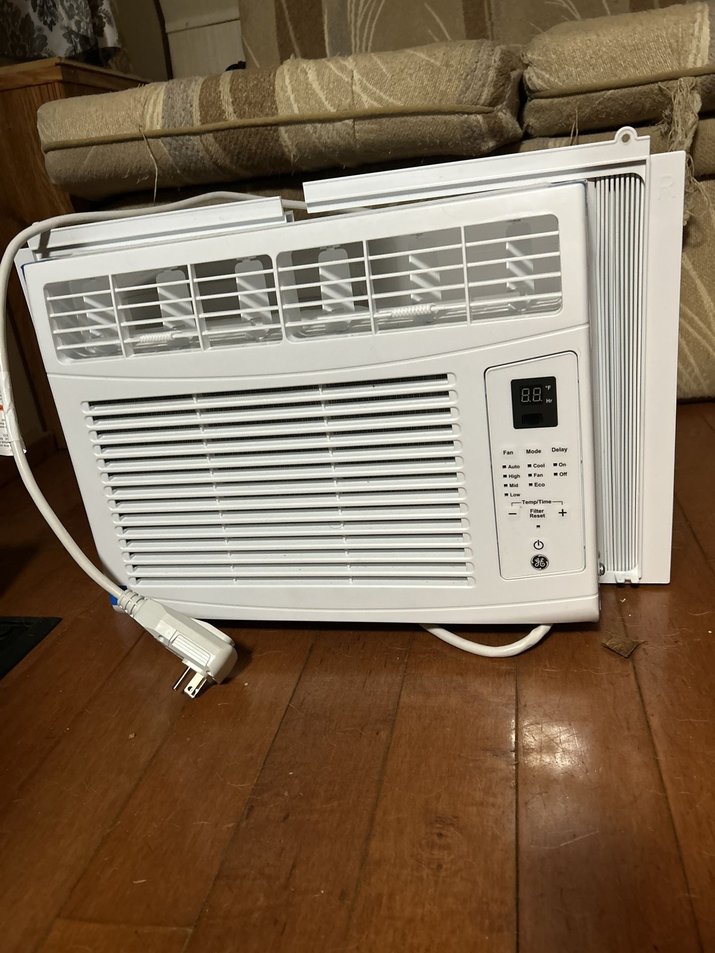 Window AC Unit