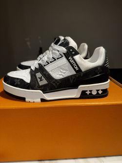 Brand New Louis Vuitton LV Trainer Sneakers  With Receipt & Dust Bag