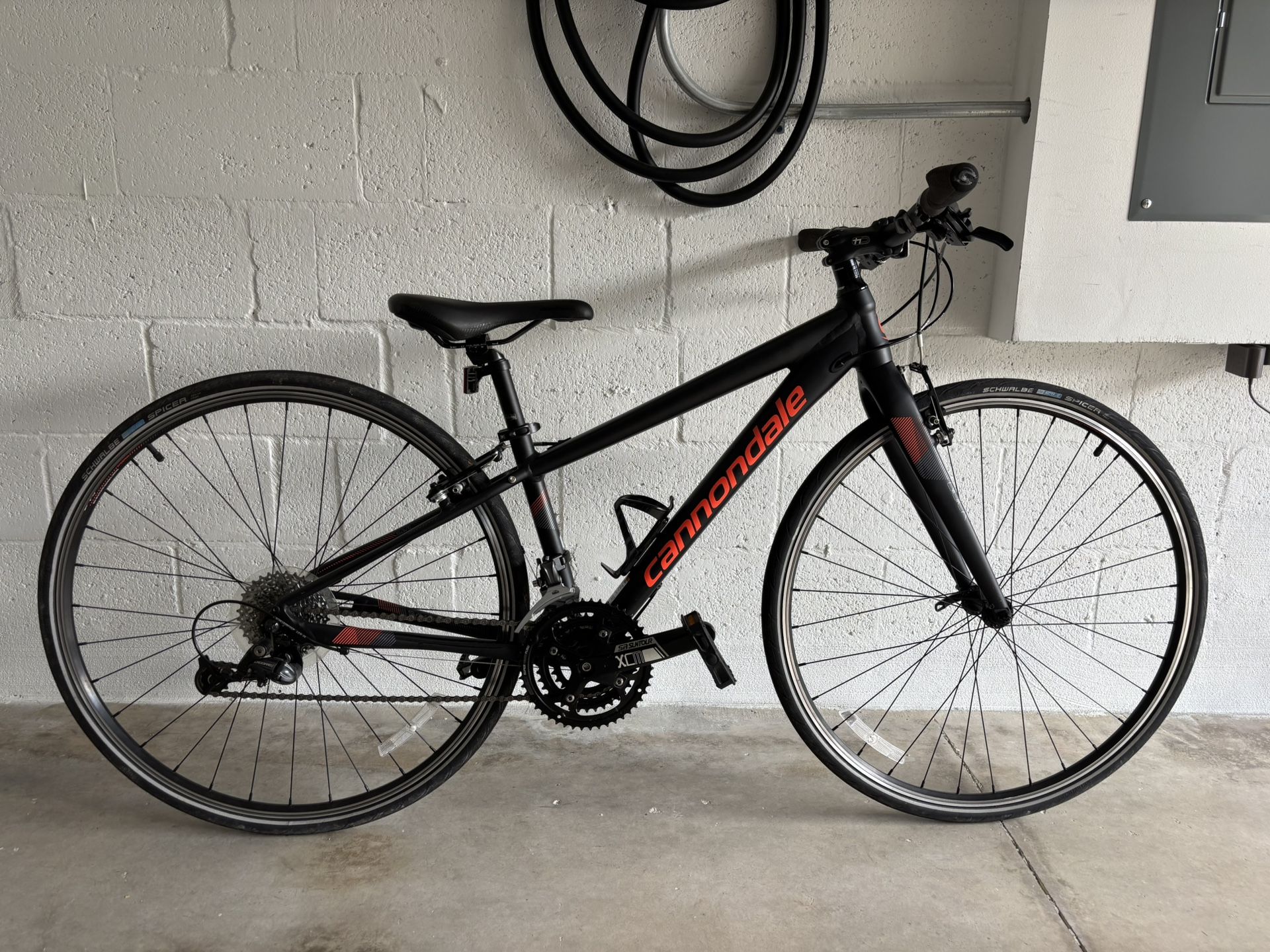 Cannondale Quick Four Hybrid Bike