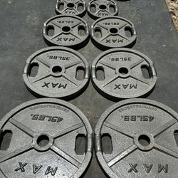 255 lb Olympic Weight Set 