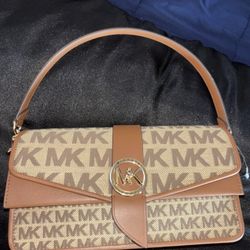 Michael khors Purse