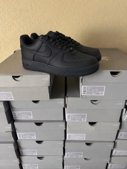 🔥 NIKE BLACK AIR FORCE 1s — BRAND NEW! 🔥