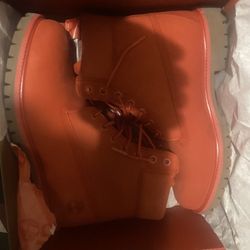 Perfect Condition Size 10.5/with Box 