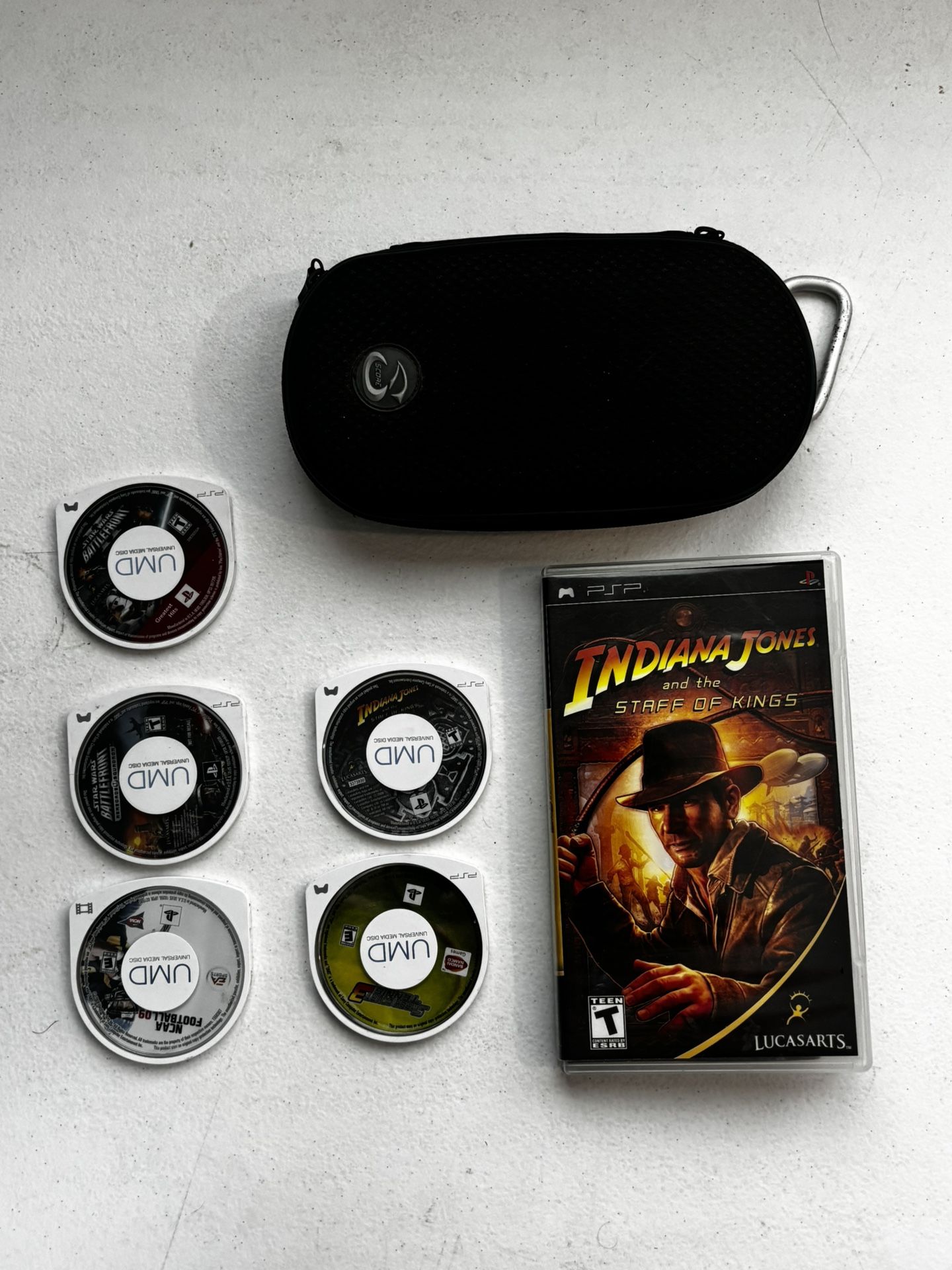 PSP Game Bundle w/ Travel Case