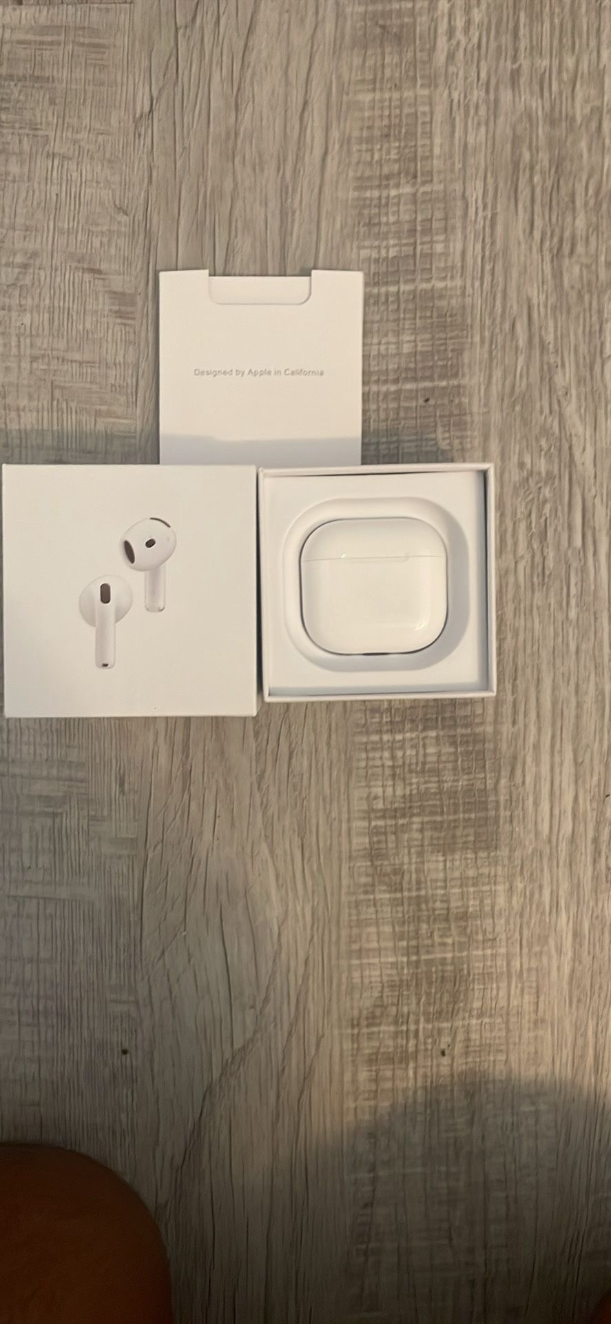 AirPods 4 ANC