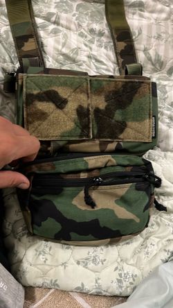 Spiritus systems chest rig