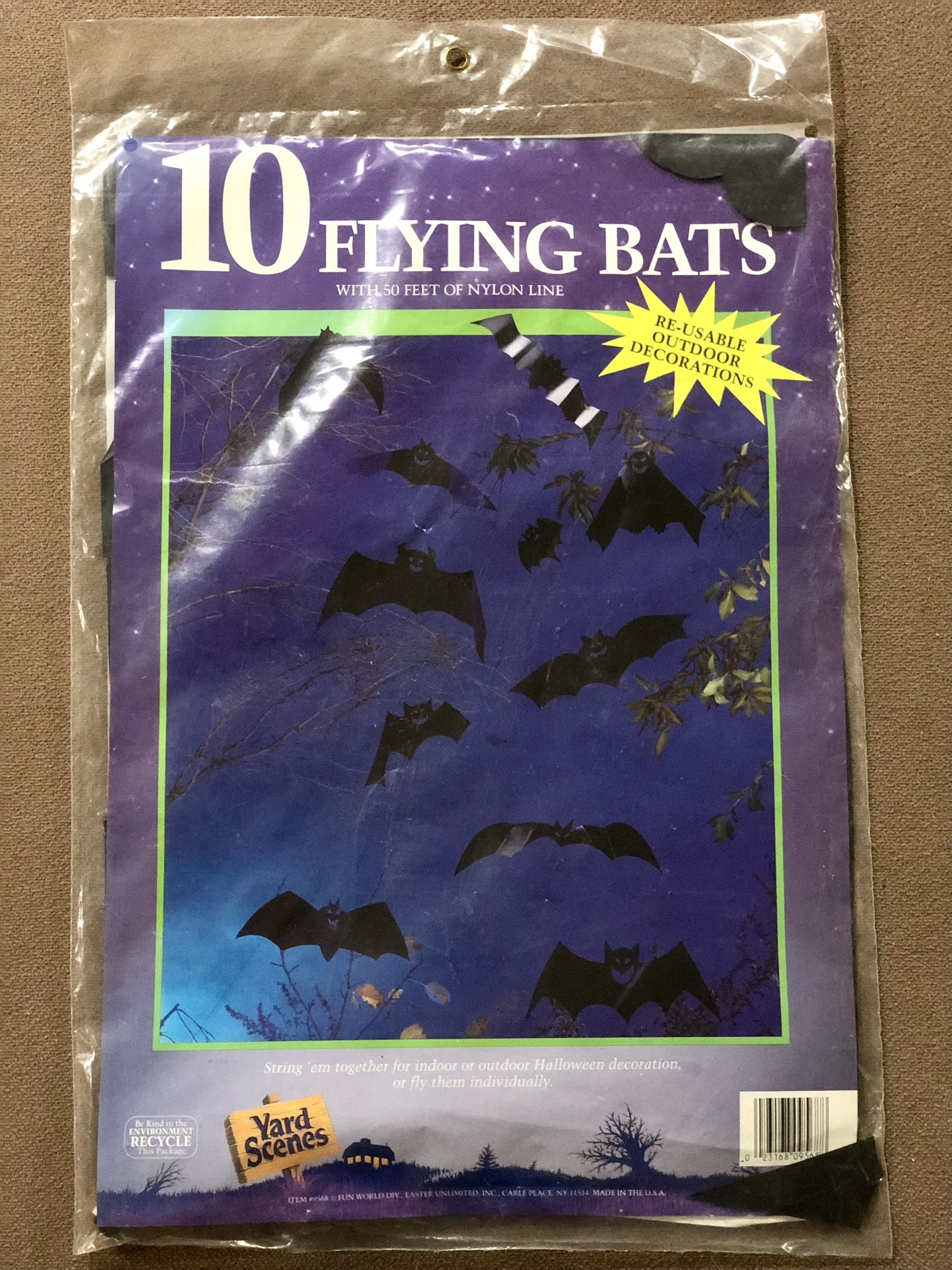 Vintage Fun World Halloween “10 Flying Bats Outdoor Decorations”