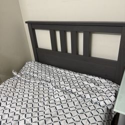 IKEA hemnes twin bed frame with mattress 