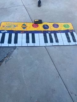 Super cute piano