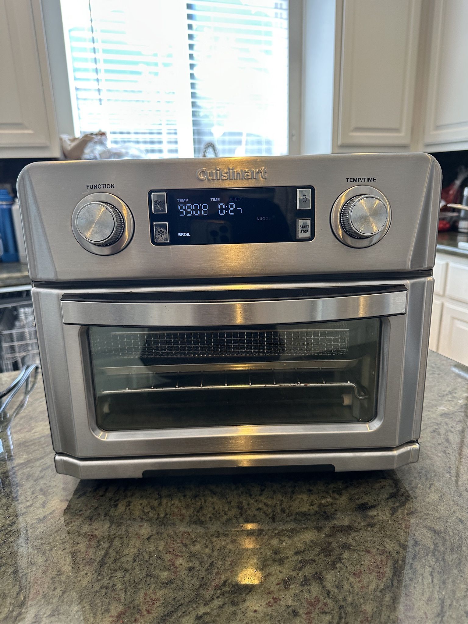 Like New Cuisinart Digital Air Fryer Toaster Oven TOA 65 (MSRP
