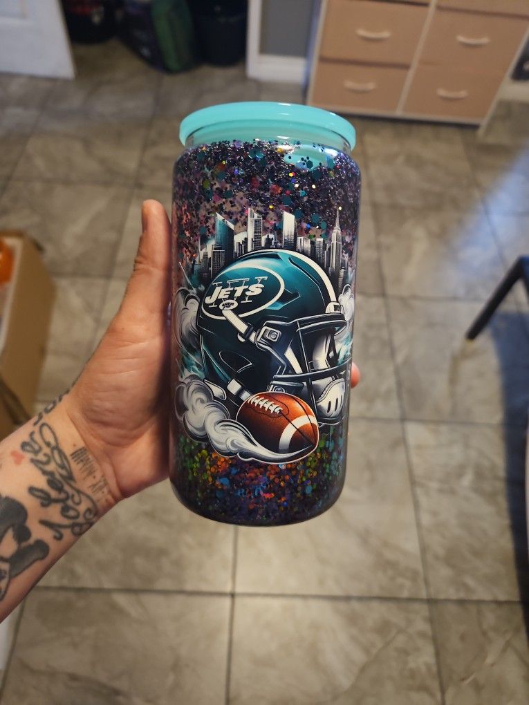 Jet's snow globe cup