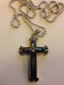 SILVER & BLACK CROSS CHAIN NECKLACE