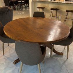 Wood Round Table And Four Chairs 