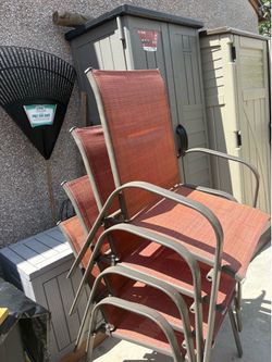 Outdoor table and 4 chairs