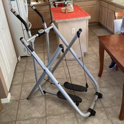 Tony, Little Gazelle Freestyle