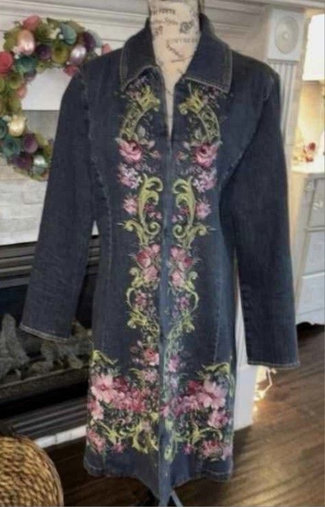 Live A Little Embroided Denim Town Coat Jacket Women's Med Excellent