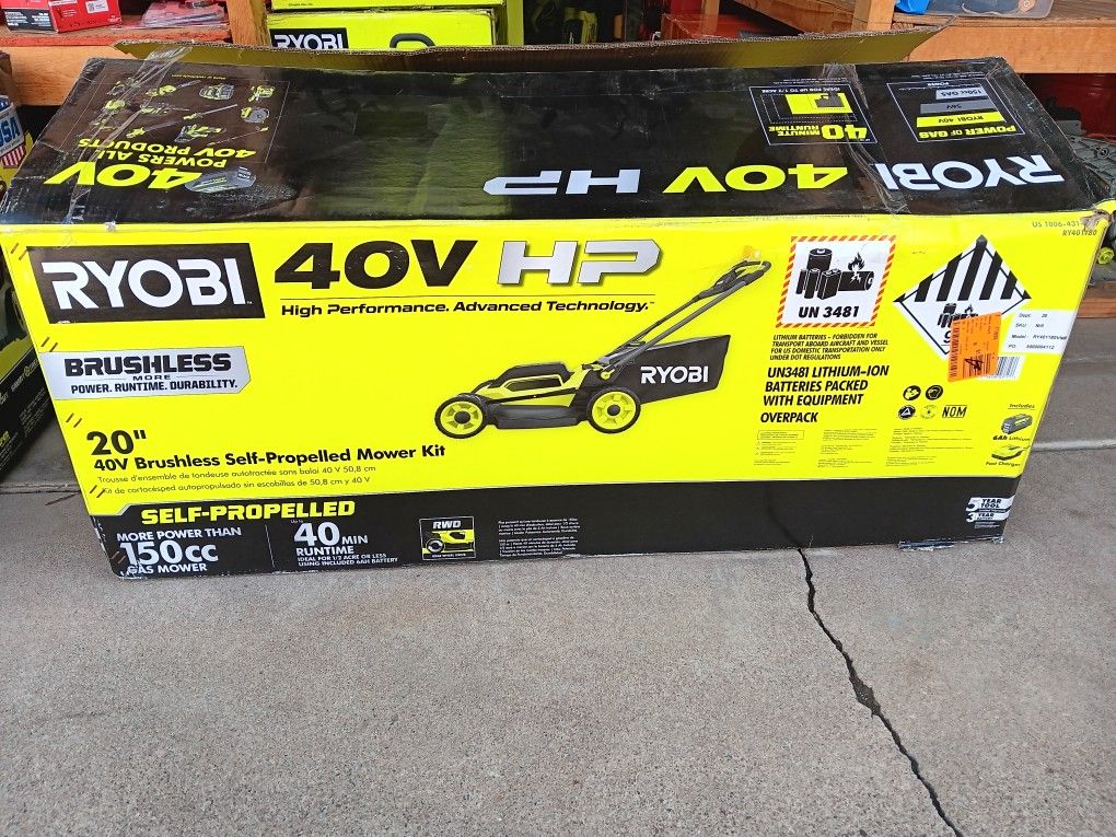 LAWNMOWER RYOBI 40V BATTERY AND CHARGER INCLUDED