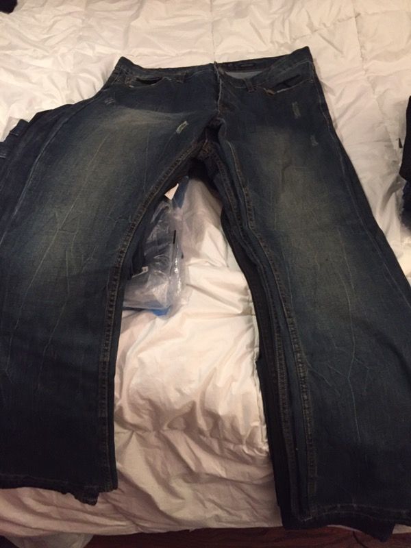 Men's name brand jeans