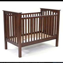 Pottery Barn Kendall Crib 