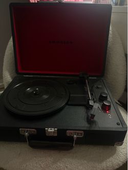 Crosley Cruiser Vinyl Record Player