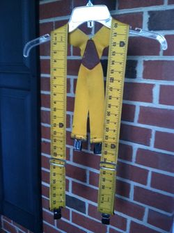 Tape measure suspenders