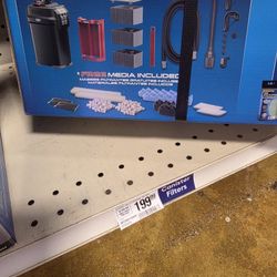 Relax and enjoy the view, we’ll handle the water. Professional aquarium cleaning and setup.