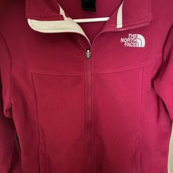 North face Women’s Fleece Sweater