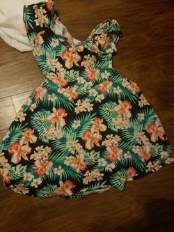 Vs pink dress large Hawaiian