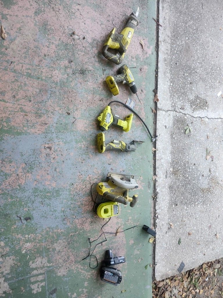 7 Piece Ryobi 18V ONE Power Tools & Battery