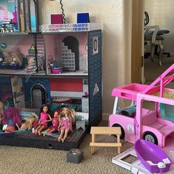 LOL doll House & Barbie Camper