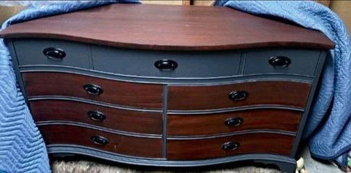 Refinished DiXiE dresser with 7 drawers  532 DBL.DR