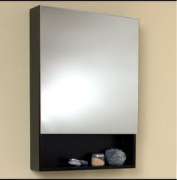NEW Fresca 24” Mirrored Medicine Cabinet - FMC6124ES
