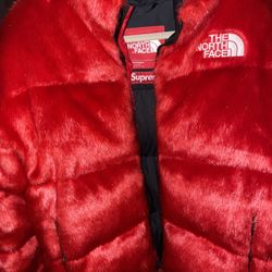 SUPREME NORTH FACE FAUX FUR NUPTSE JACKET