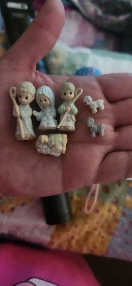 Tiny Precious Moments Nativity Set