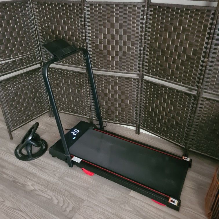 *New* Foldable Treadmill / Walking Pad with Remote / Up to 10.9mph