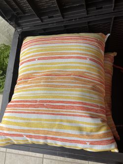 Outdoor cushions (8 pieces)