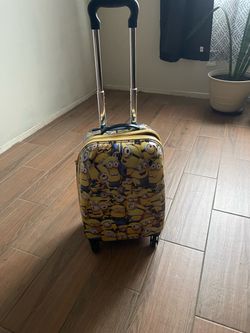 Carry on luggage - like new - kids