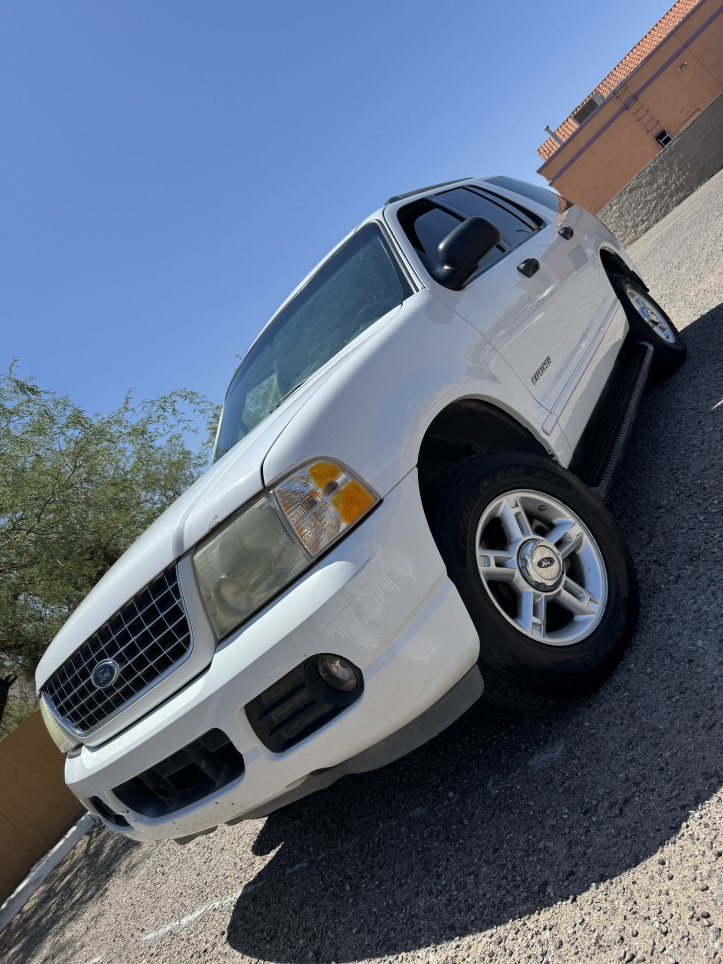 2005 Ford Explorer