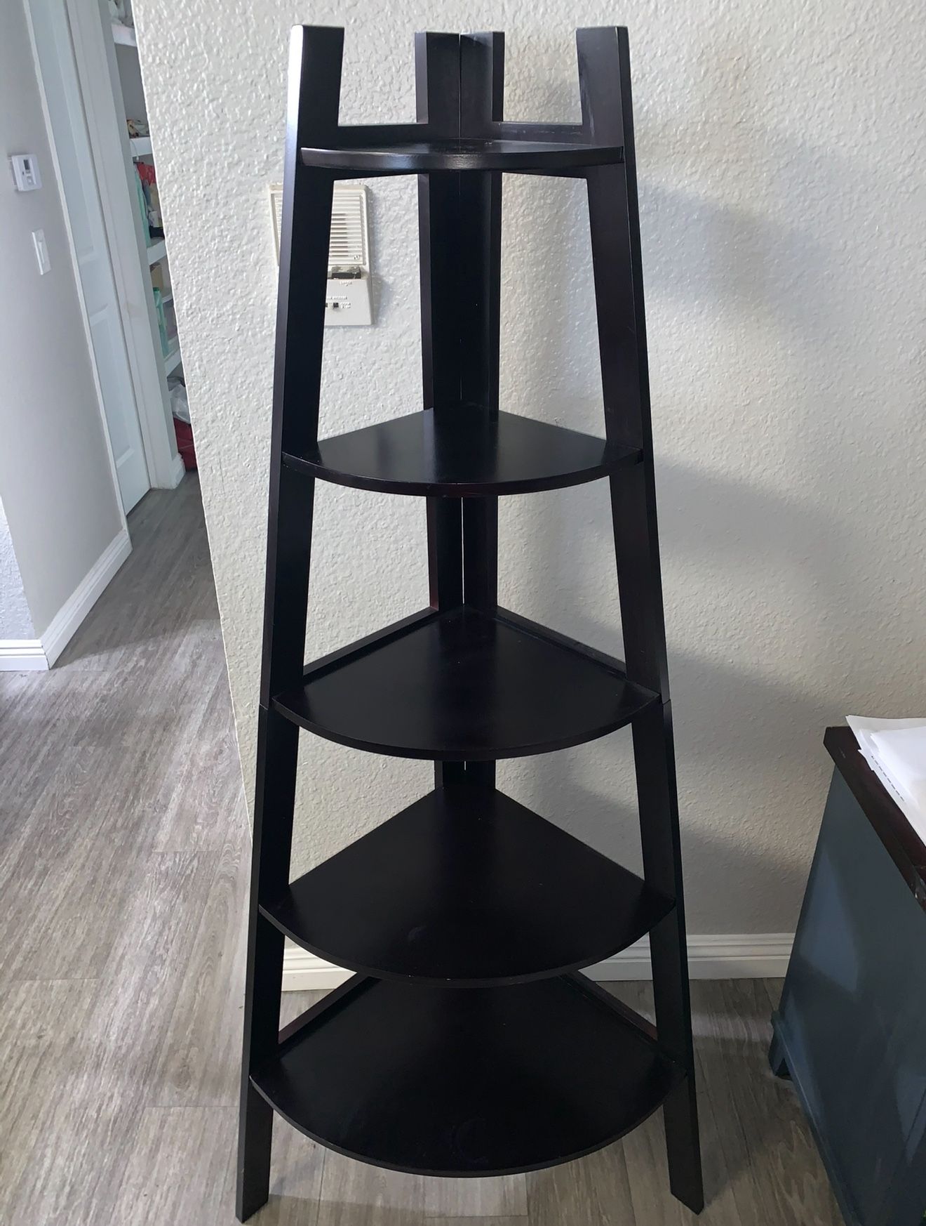 Corner Shelf
